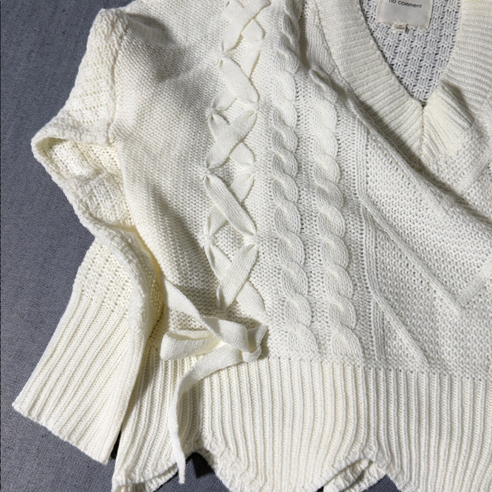 No Comment Cable Knit Sweater M Cream Lace Up Boho Scalloped Hem Acrylic F - 20 - Picture 2 of 7